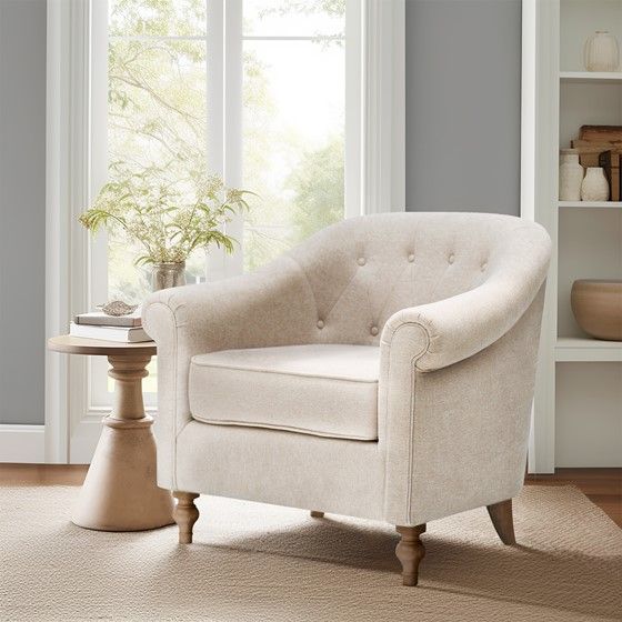 Accent Chairs & Ottomans